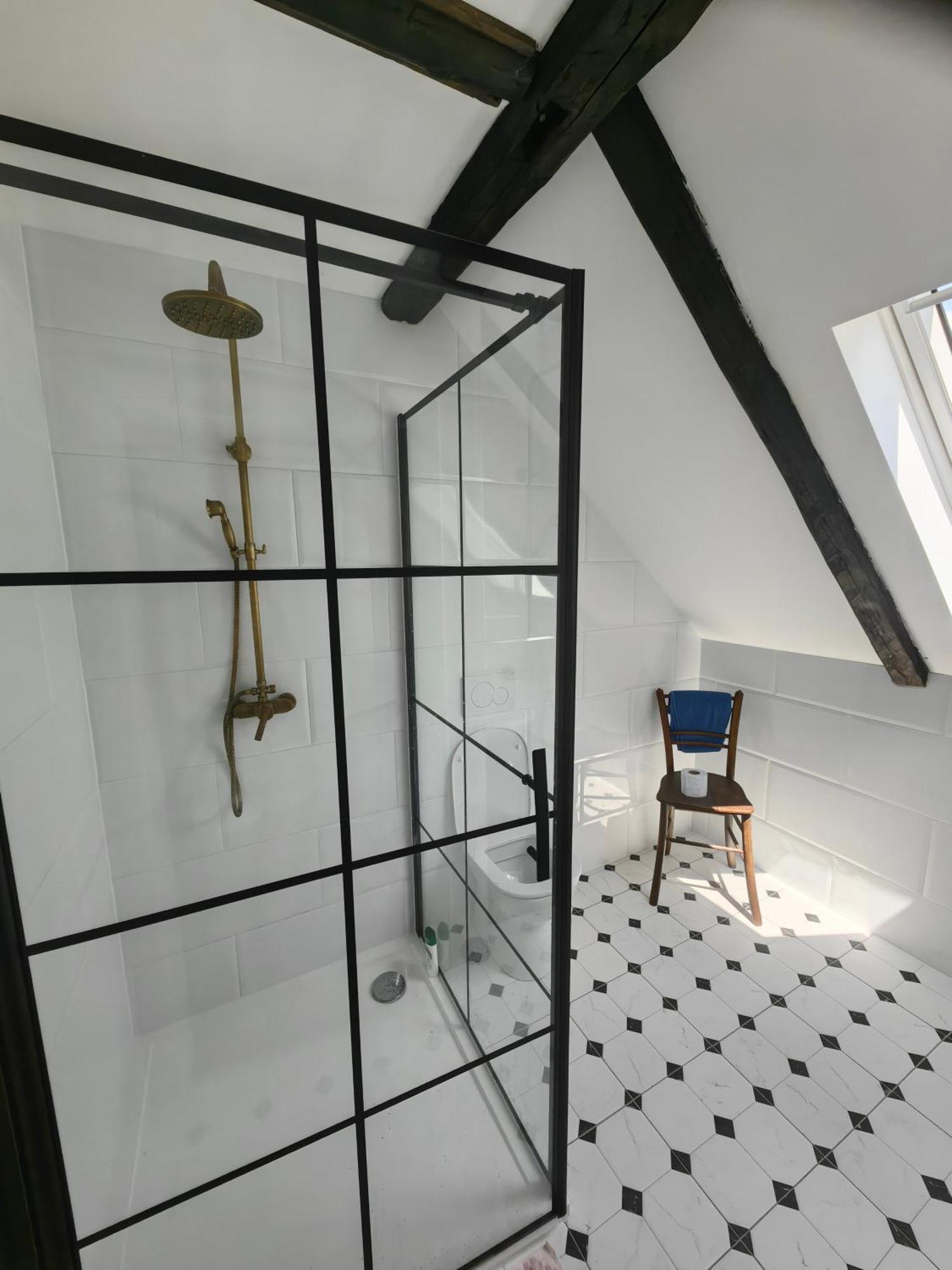 Hisa Hortenzija Luce Luaran gambar